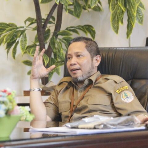 Mr Andi M Kadhafi